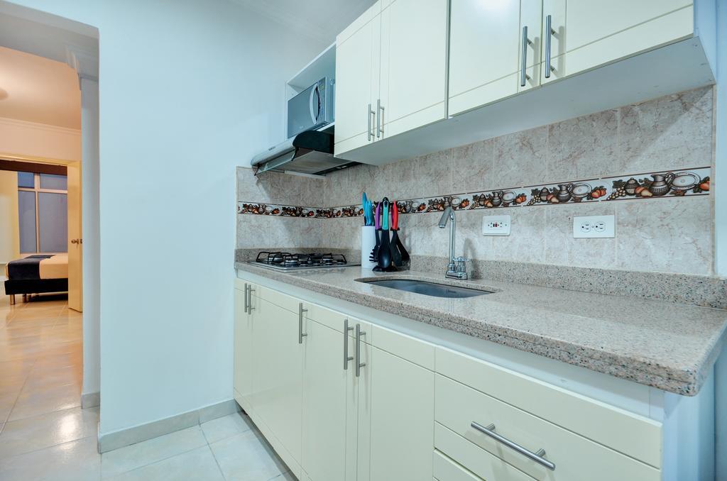 מדיין Apartamentos Laureles De La 70 מראה חיצוני תמונה