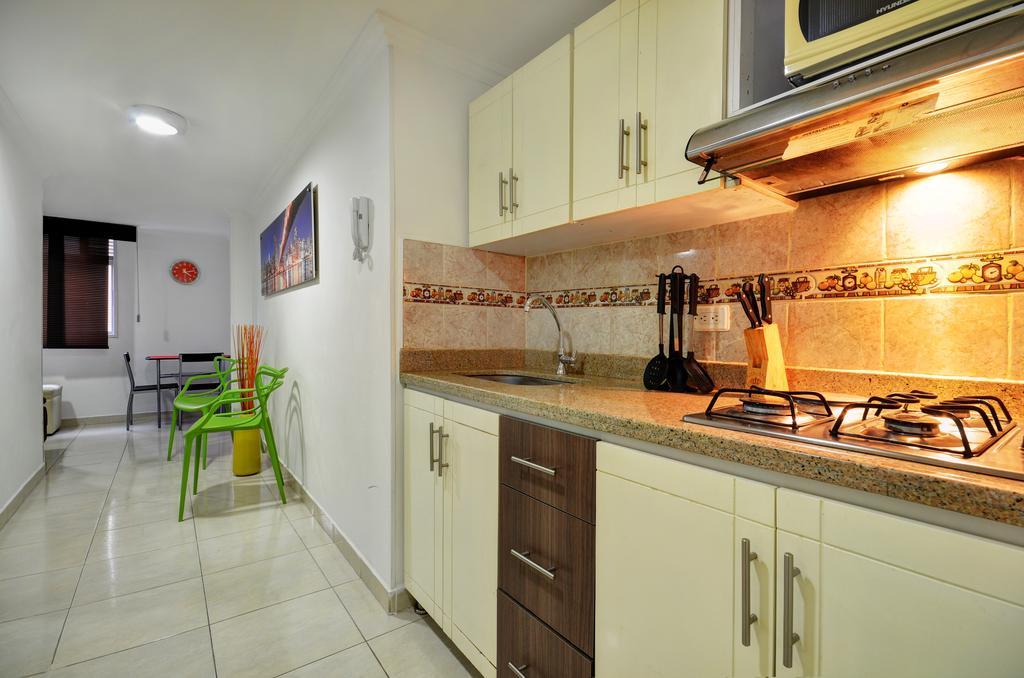 מדיין Apartamentos Laureles De La 70 מראה חיצוני תמונה