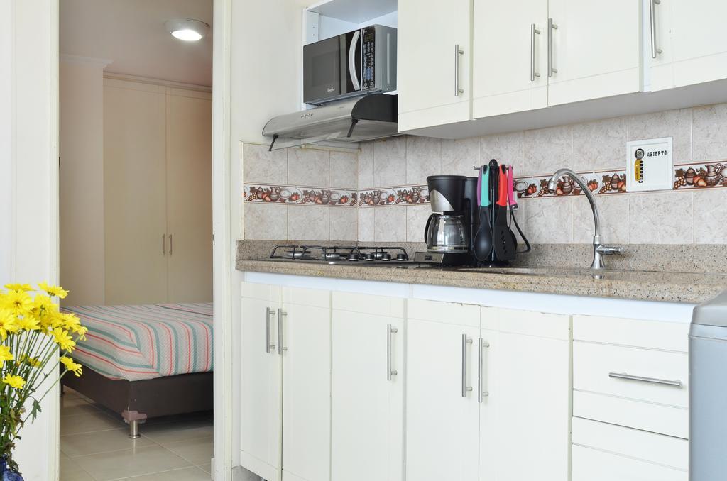 מדיין Apartamentos Laureles De La 70 מראה חיצוני תמונה